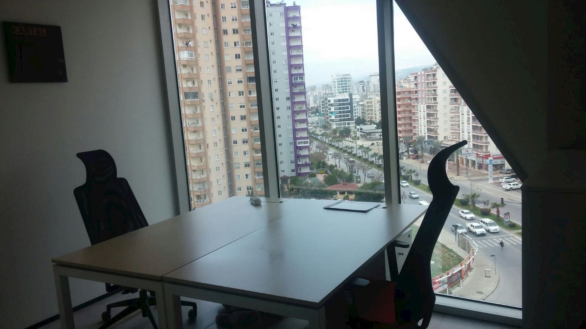 Global İş Merkezi i