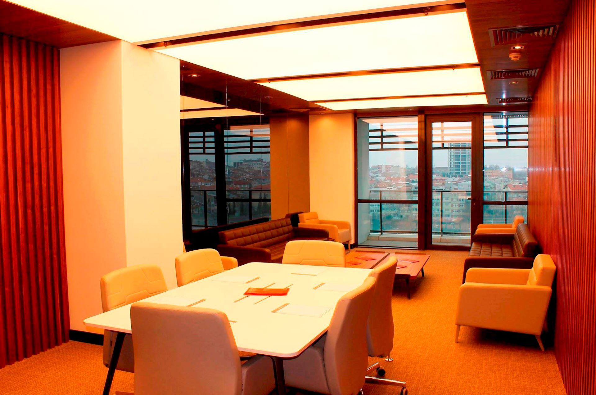 Axis İstanbul i
