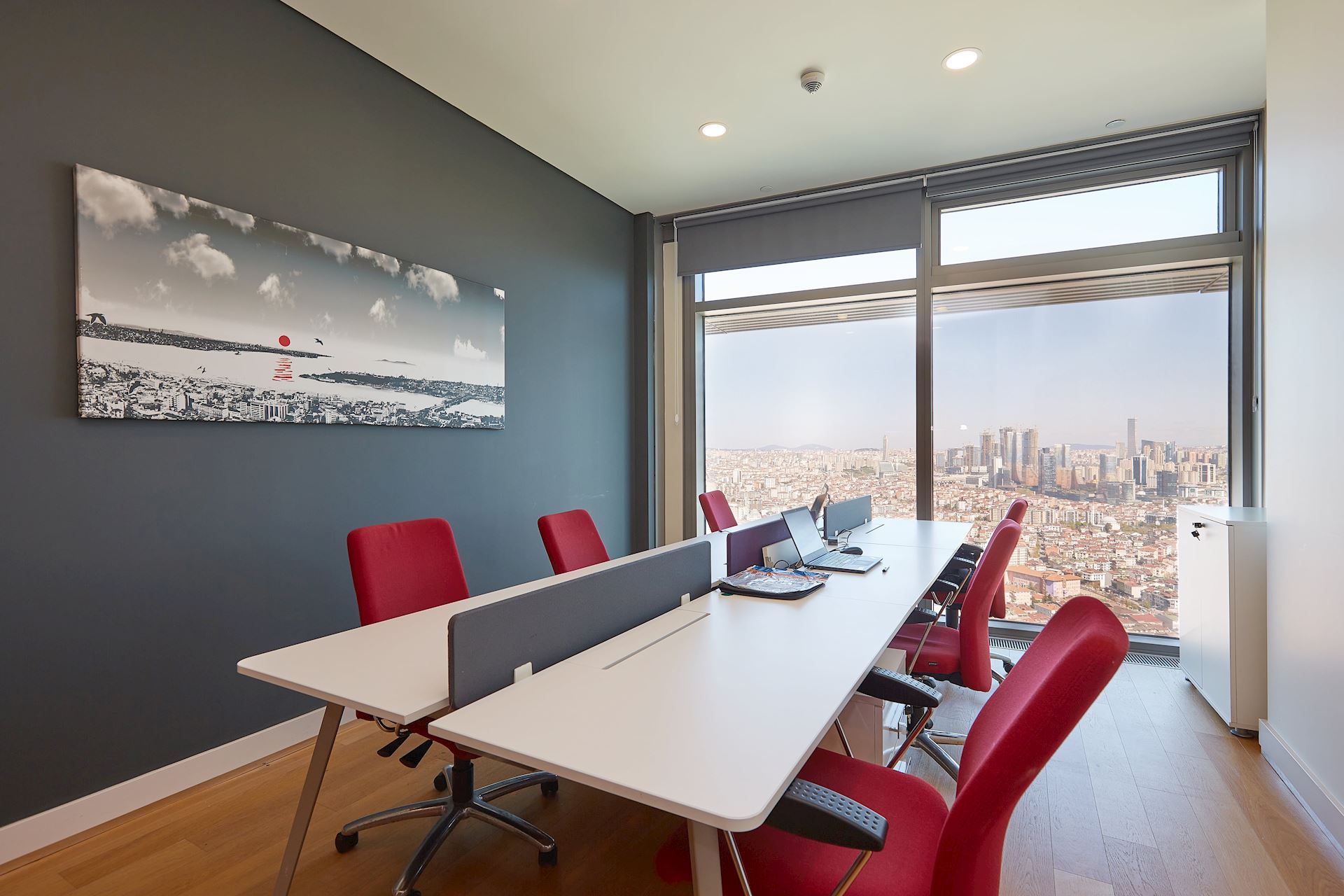 Emaar Square i